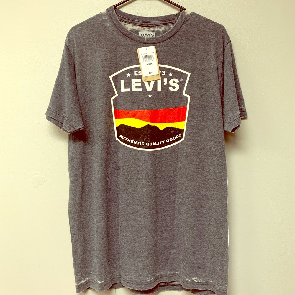 New LEVIS T-Shirt Large Gray.